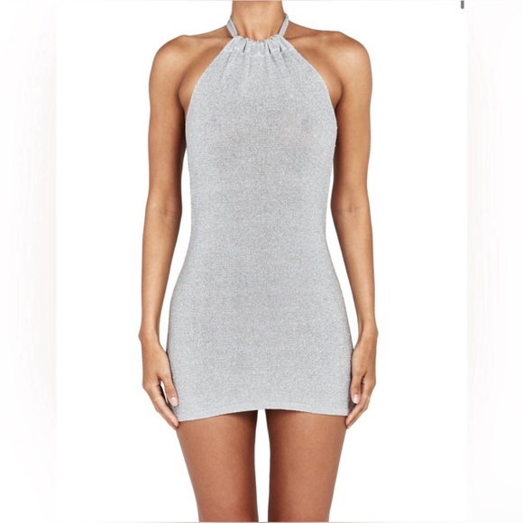 BAMBA SWIM BOUNTY DRESS - Shinny gray
SIZE M. NEVER WORN. - Picture 3 of 6